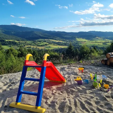 Сasa de vacaciones W Drapie